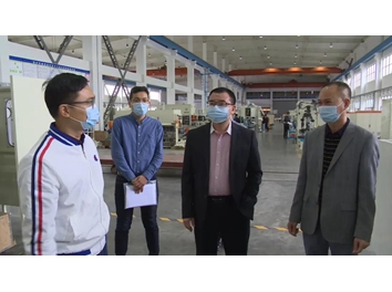 桂城街道党工委书记麦绍强一行，心系基层莅临新利体育APP官方入口企业集团开展暖春行动！